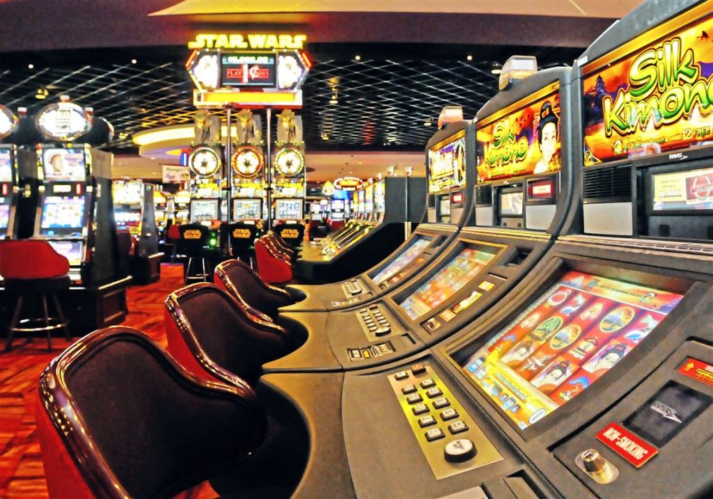 What Are the Benefits of Playing Slot Demos on Situs?
